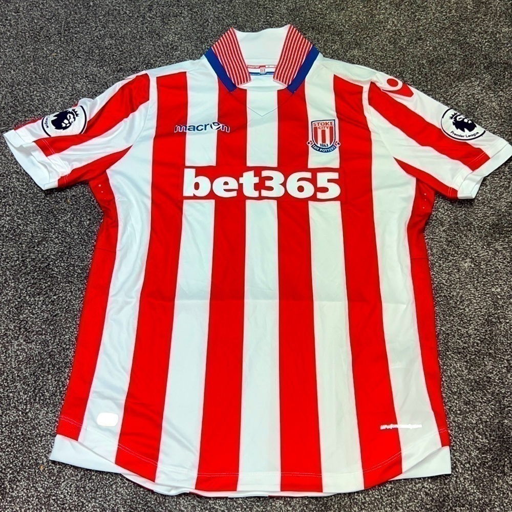 STOKE CITY STEPHEN IRELAND MACRON 2016/2017 FOOTBALL HOME JERSEY SIZE “XXL”